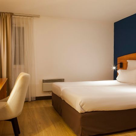 Comfort Hotel Évreux Eksteriør bilde