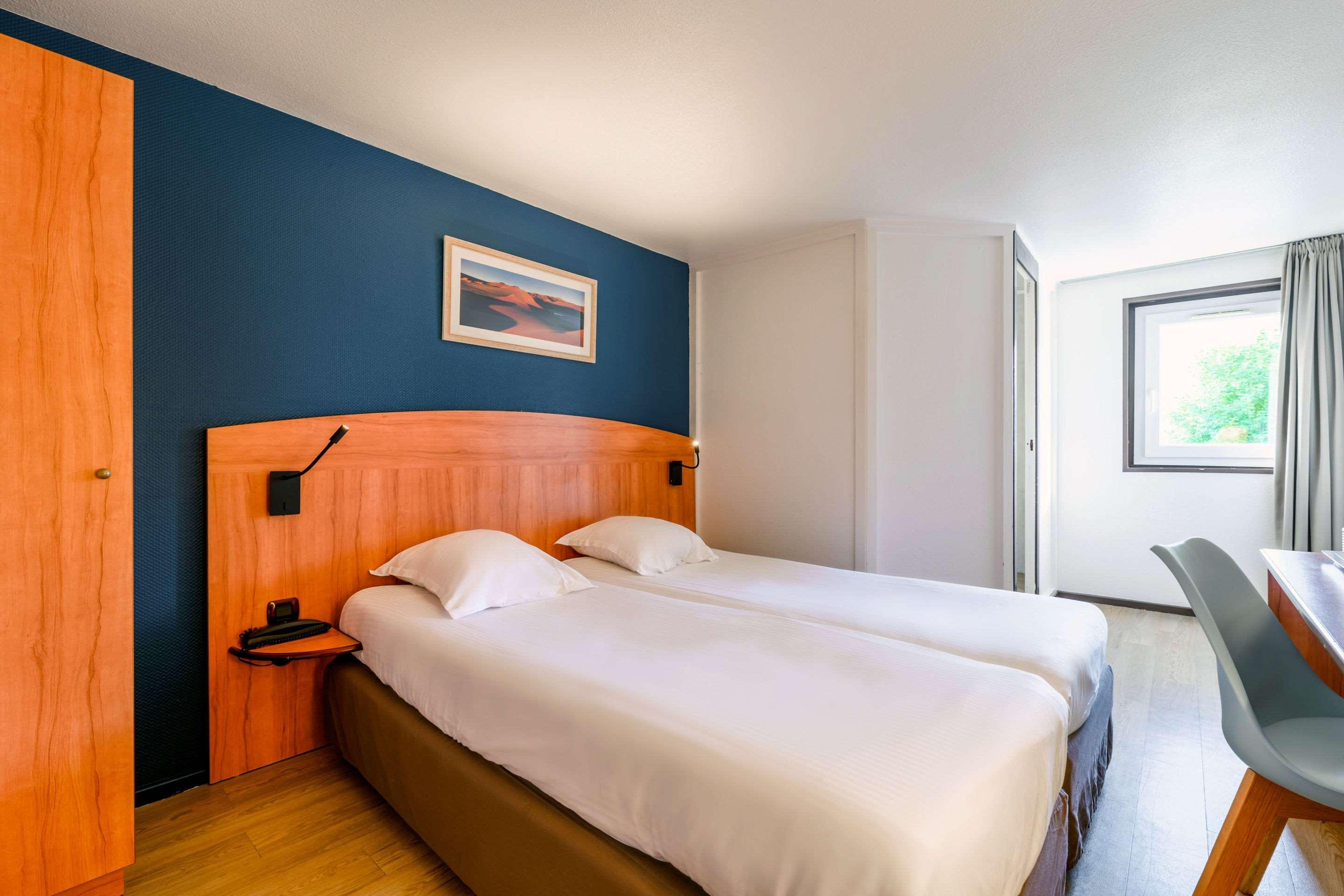 Comfort Hotel Évreux Eksteriør bilde